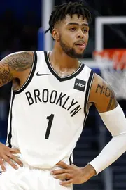 德安吉洛·拉塞尔（D'Angelo Russell）图片壁纸