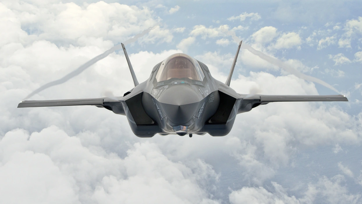 F-35战斗机（Lightning II）图片桌面壁纸