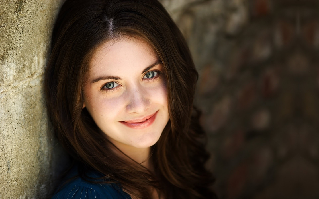 爱丽森·布里（Alison Brie）图片桌面壁纸