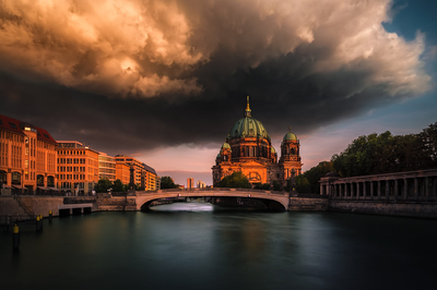 柏林大教堂城市建筑旅游风景桌面
