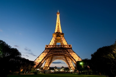 巴黎埃菲尔铁塔旅游风景桌面