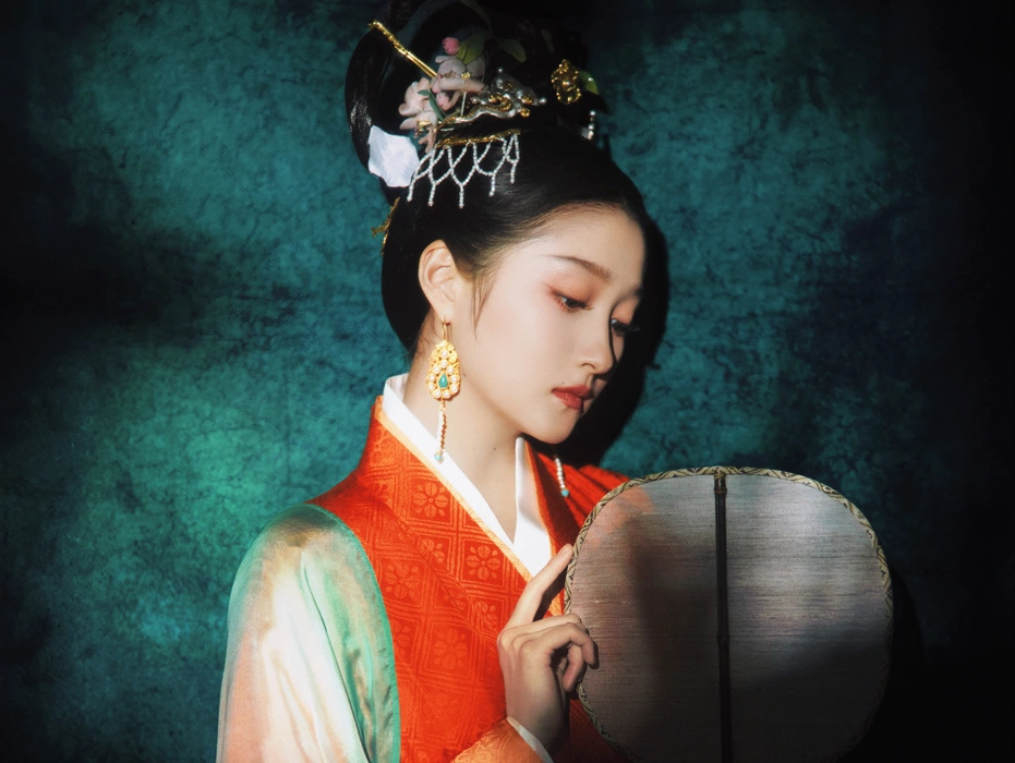 关晓彤元代古装造型写真壁纸