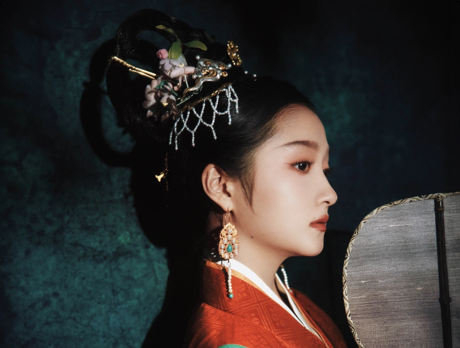 关晓彤元代古装造型写真壁纸