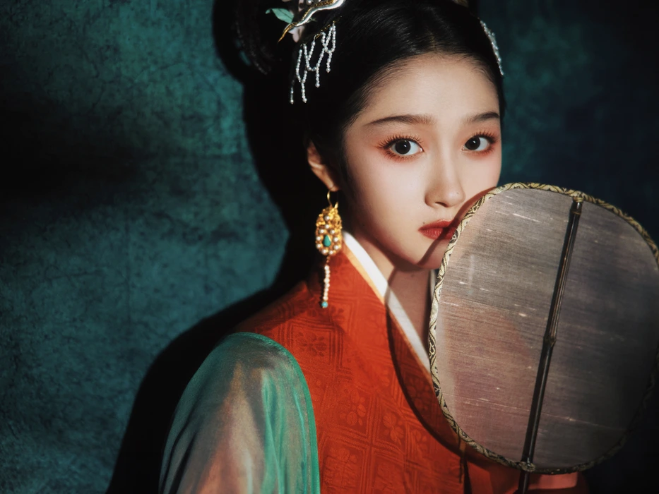 关晓彤元代古装造型写真壁纸