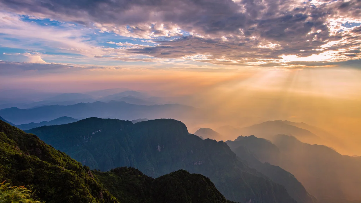 普贤菩萨道场峨眉山风景图片壁纸