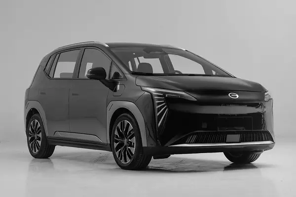 埃安AION Y 2022款 PLUS 80智领版SUV图片壁纸