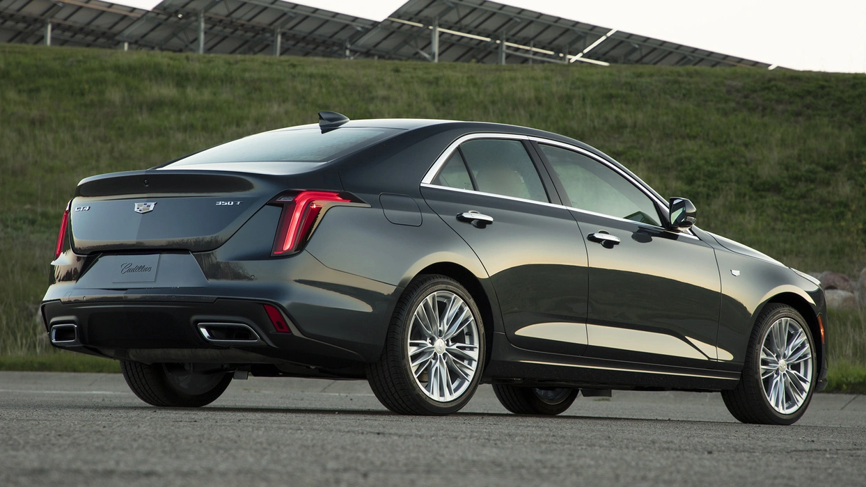 （Cadillac CT4）卡迪拉克轿车图片壁纸