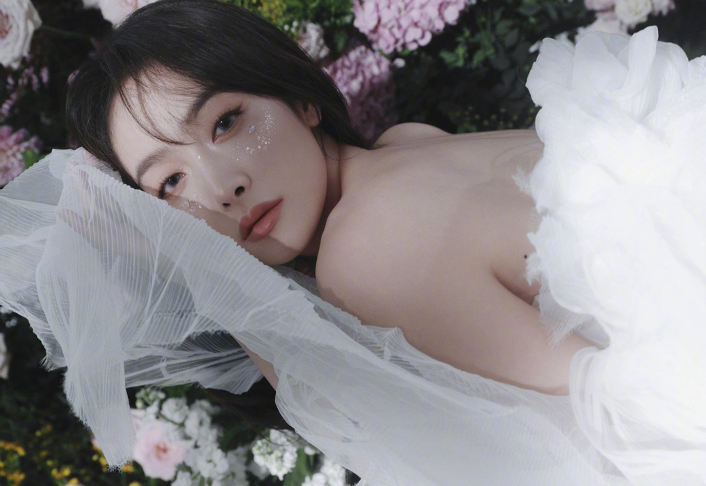 Victoria宋茜白纱裙唯美图片壁纸