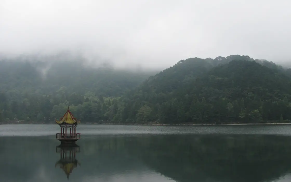 精选庐山绝美风景图片壁纸