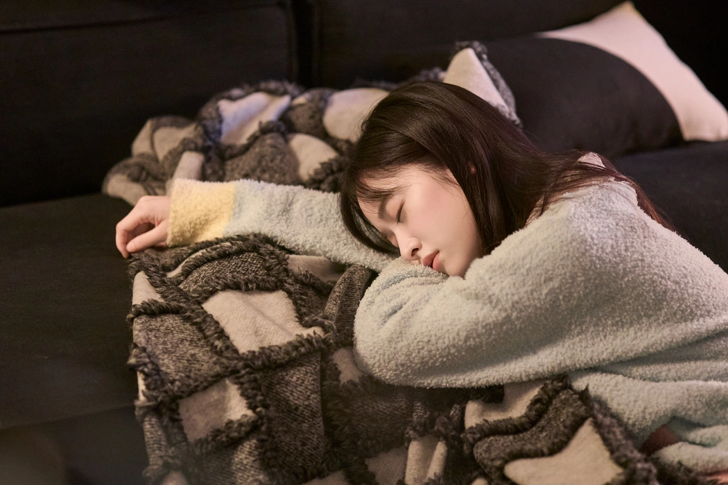 电视剧《失笑》沈月剧照壁纸