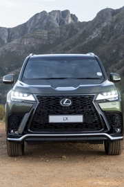 雷克萨斯LX600豪华SUV汽车壁纸