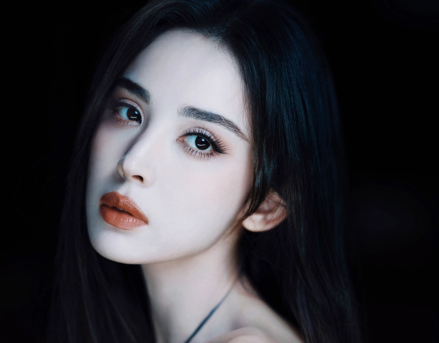 娜扎性感黑色礼裙写真壁纸
